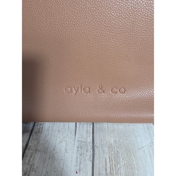 Ayla & Co Vegan Leather Diaper Bag Pouch Dusty Rose Gold Zipper Snap 10x 10 - Picture 4 of 7